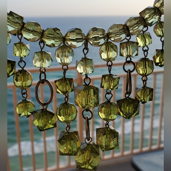 Vintage lucite faceted peridot green choker bib statement necklace 80's 90's euc - Picture 9 of 16